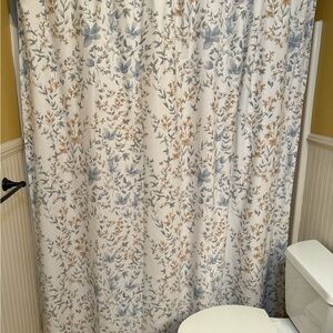 Floral Cotton and Polyester Shower Curtain in Cream with Blue and Tan Botanicals